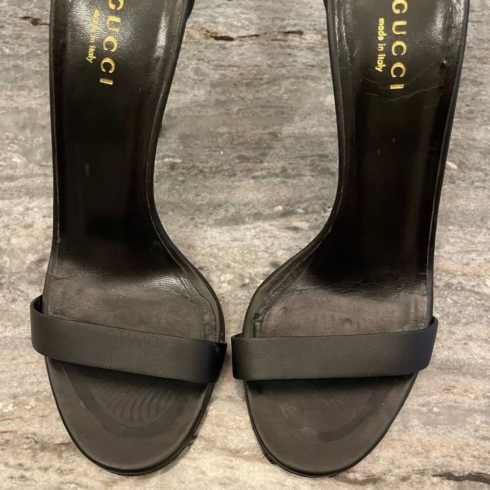 Host Pick⭐️GUCCI Ursula horsebit ankle cuff heels - Picture 5 of 11